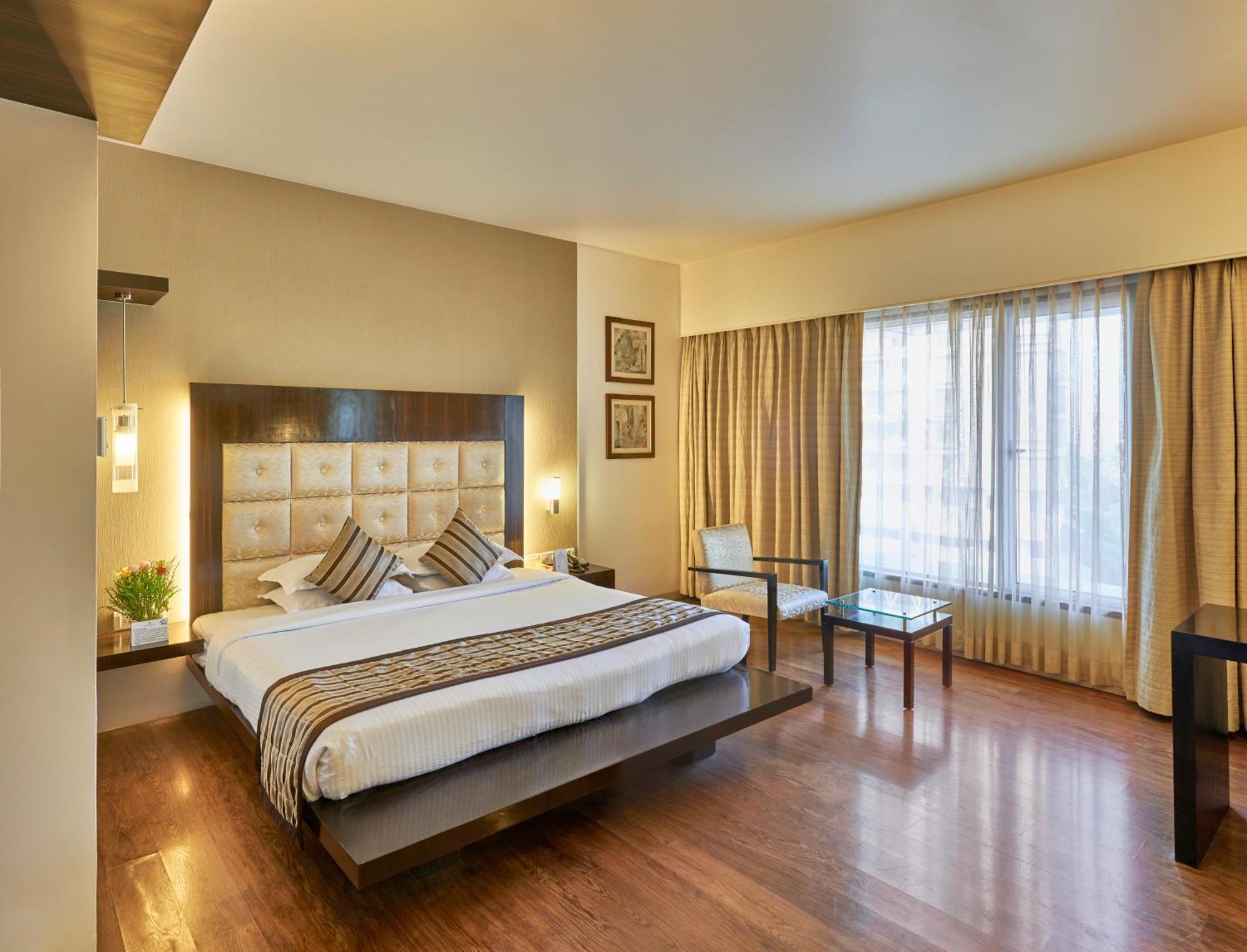 Krishna Palace Hotel Βομβάη Εξωτερικό φωτογραφία